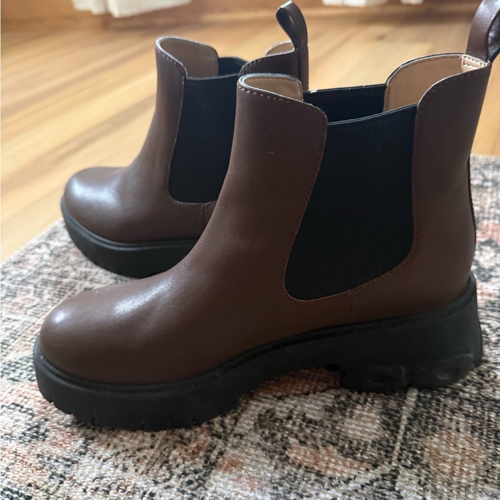 Coach Reid Platform Chelsea Ankle Boots - Walnut - Picture 8 of 9